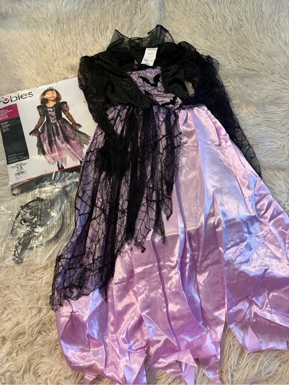 Girls gothic queen costume (C10)